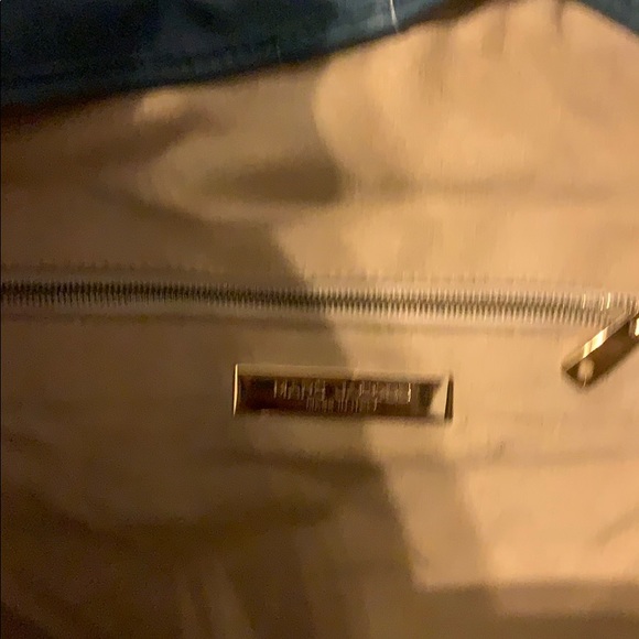 Marc Jacobs Beautiful Handbag 👜 ❤️❤️❤️❤️ - Picture 6 of 9